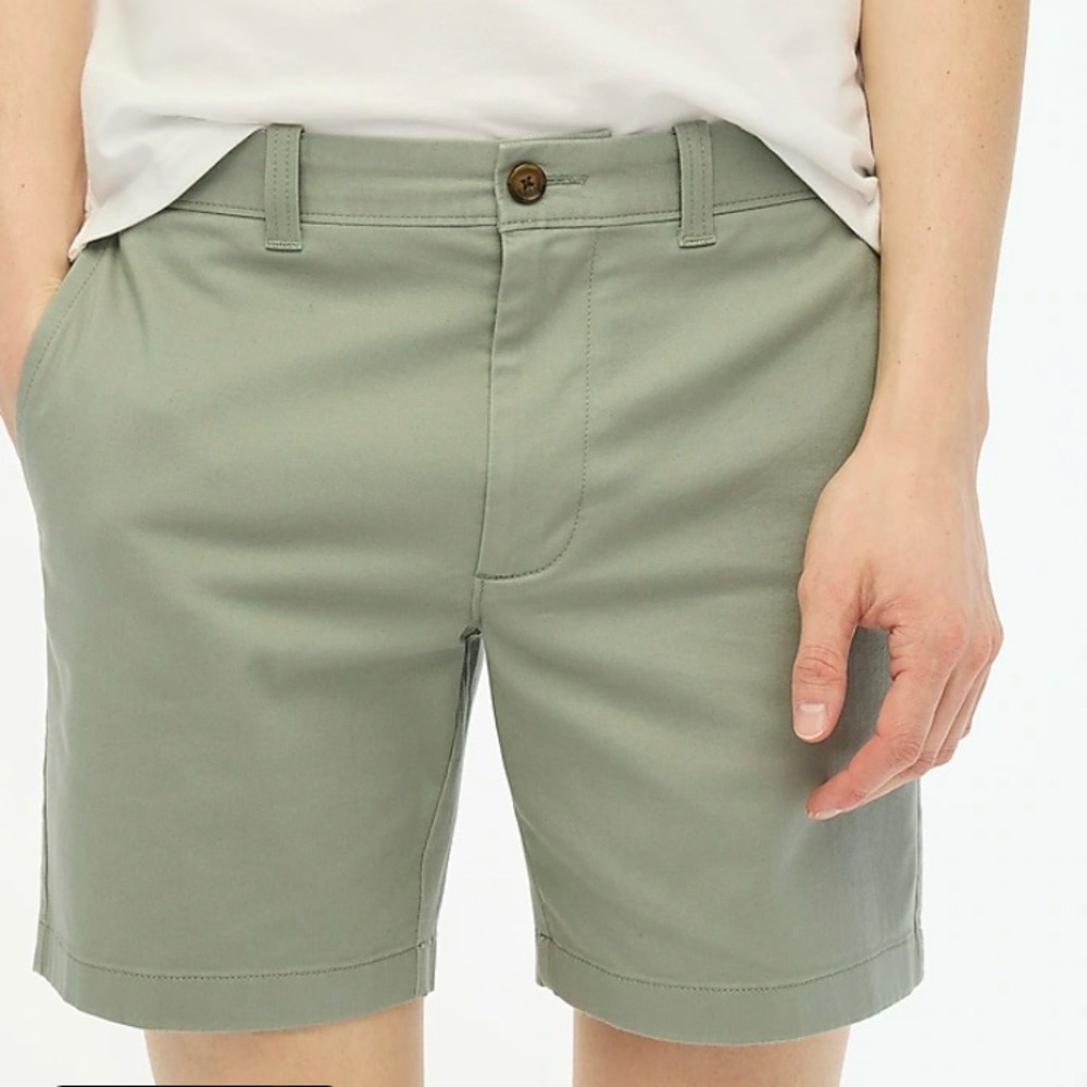 Like new  JCrew 7” flex chino Men's Green Shorts size 28